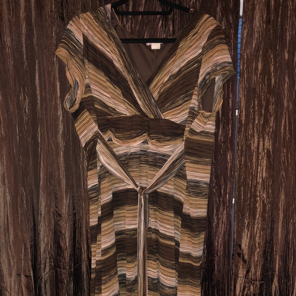 BROWN & TAN DRESS